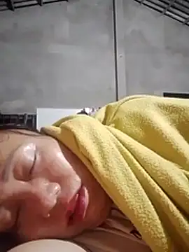 Moon_squirtt webcam