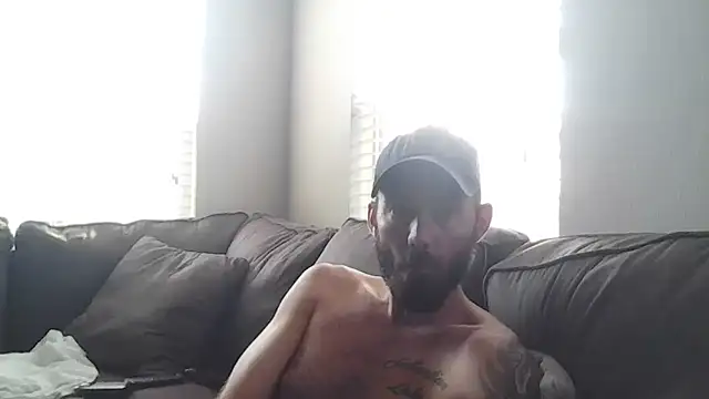 whowantsacreampie live cam on StripChat