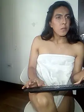 trans_connie live cam on StripChat