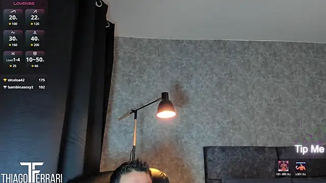 thiago_ferrari_ live cam on StripChat