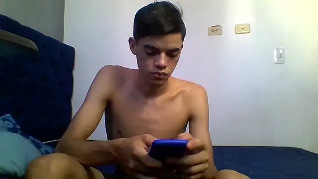 Latinos_2001 webcam