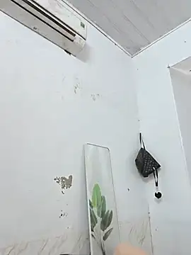 MiuMiu_lovee webcam