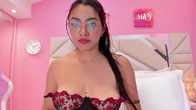 luna_hix webcam