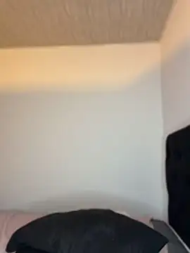 HayleyRoss_ webcam