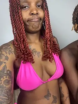 midnightdoll1 webcam