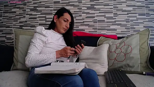 VioletaGomez_Co webcam