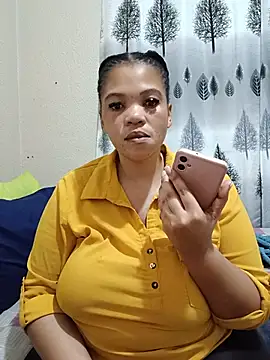 FreakyAngel3X webcam