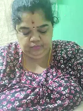 tamilthanushri webcam