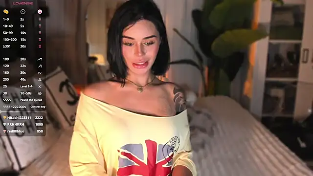 ParisianDoll webcam