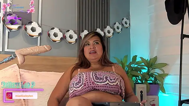 Elise-Leyton webcam