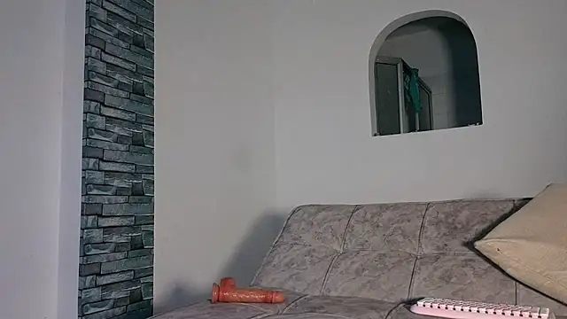 JustClaree webcam