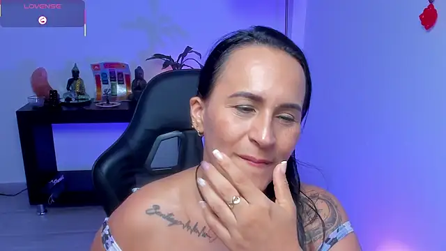 Sara_Charmy