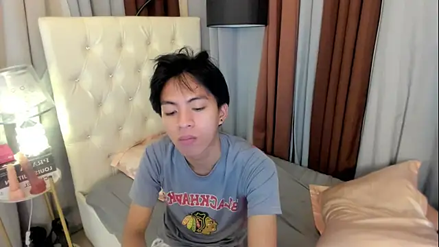 davincihugecock live sex cam