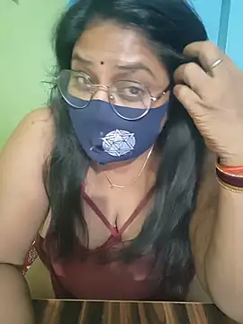 sexxyrenukaa webcam