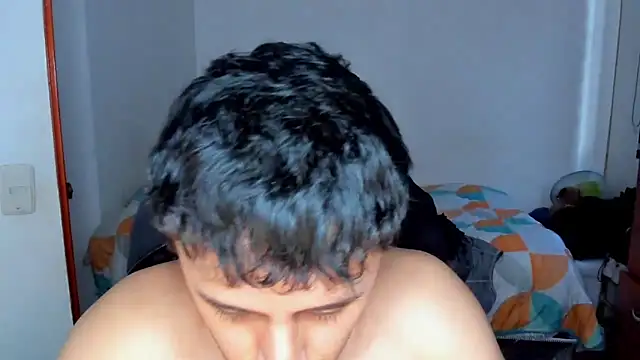 Tommy_Bred webcam