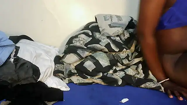 Sexyboobis webcam