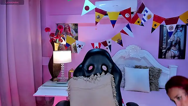 RavynRouge1 webcam