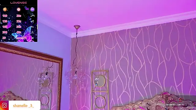 Shanelle__ webcam