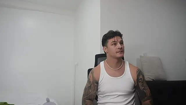 Dominick_walker webcam