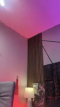 mary_luckaysha_ webcam