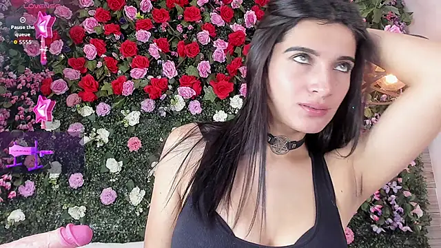 MilaWhitte webcam