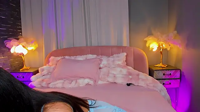 AmedeeaBanks webcam