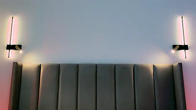 oh-my-mia webcam