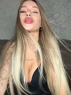 Tiffany_Kissss webcam