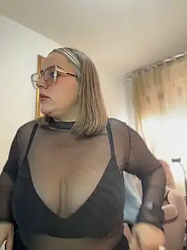 CurvyLust_x webcam