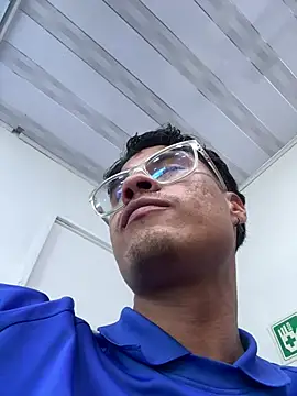 TavoHot_ webcam