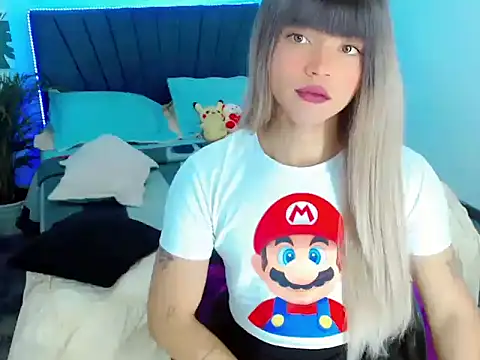 ZoeSchmmit webcam