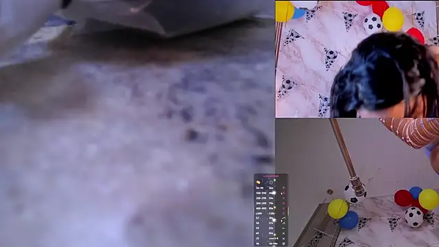 LadyReload webcam