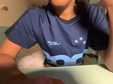 Rebeu_77 webcam