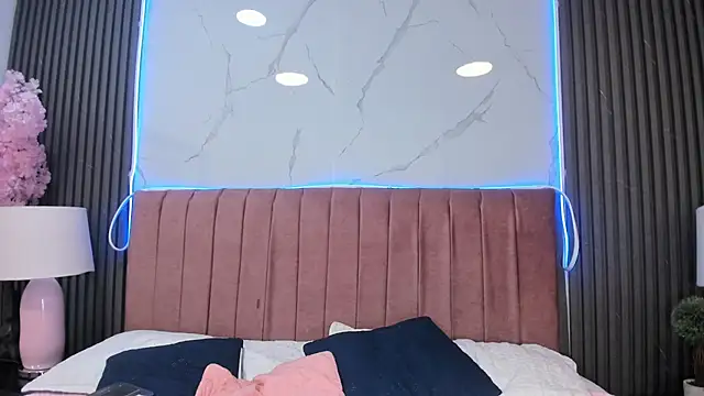 Hanna_Thorne webcam