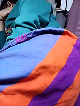 RAINBOWONE live cam on StripChat
