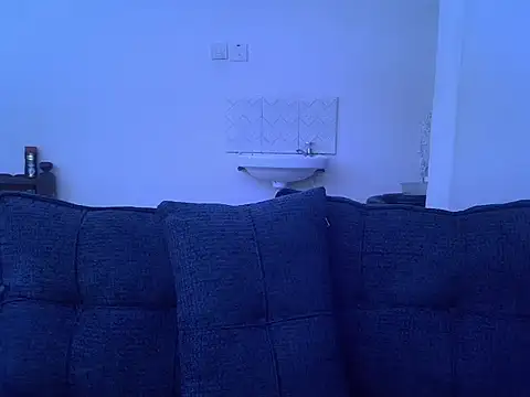 Thee_Biggest webcam