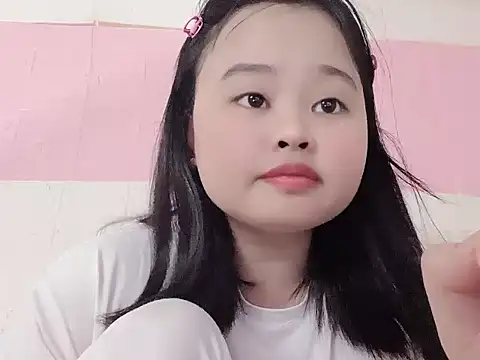 Elysia679 webcam