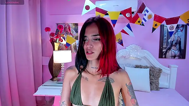 RavynRouge1 webcam