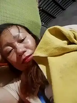 Moon_squirtt webcam