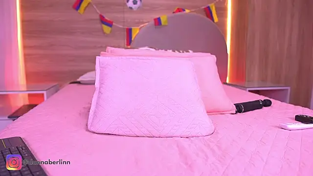 danna_berlin_ webcam