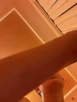 flossy_vettie - Flossy_Vettie's free webcam - UK Sex Cams