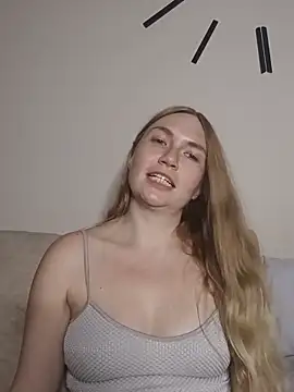 KisaVixen live cam on StripChat