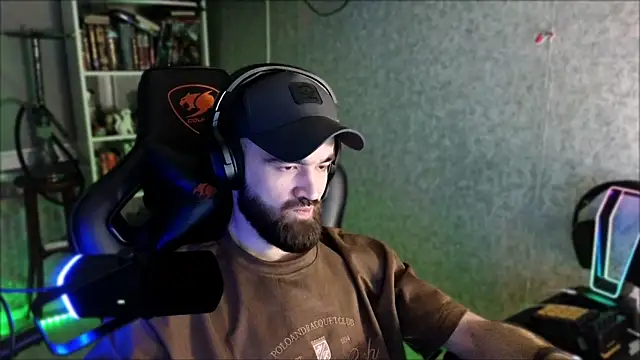 _Serious_Man webcam