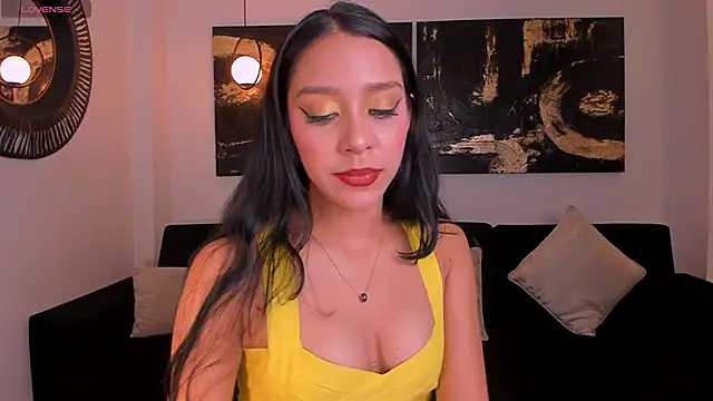 AmaliaCrus webcam
