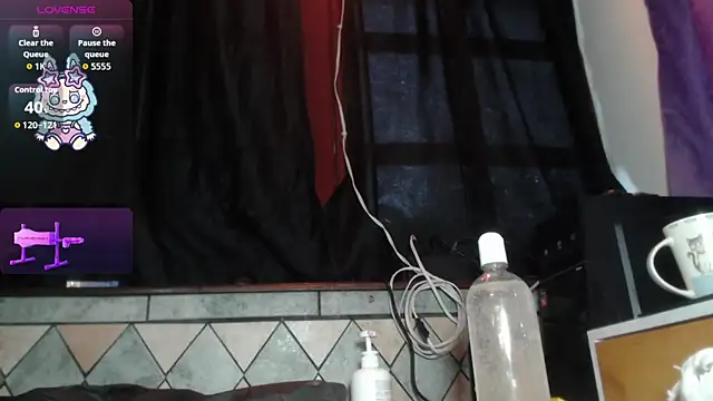 Sally23_ webcam