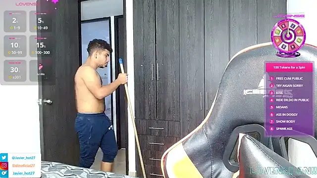 Javier_Hot27_ webcam