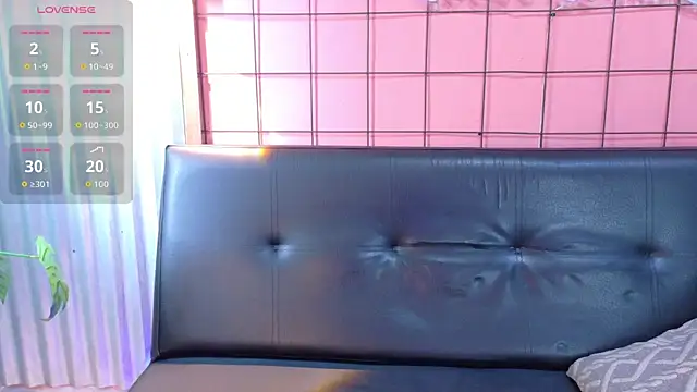 Daiisy_kiss webcam
