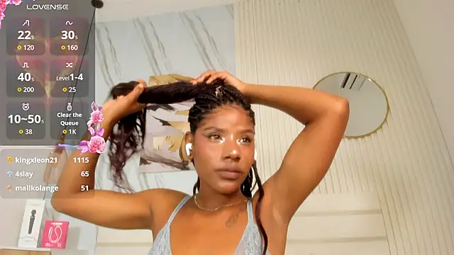 Afro_Luna webcam
