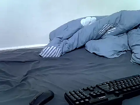 Yourgal20 webcam