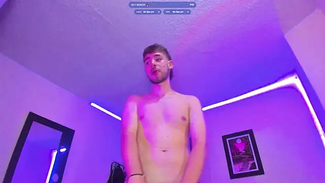 YourGirlfriendsFavorite webcam